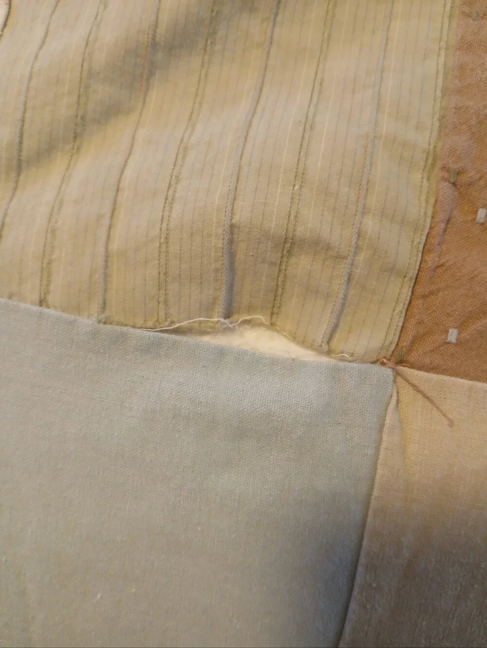 Woolrich Twin Patchwork Quilt With Sham ( Option A)
